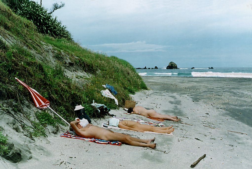 New Zealand naturist beach — Kauri Mt Beach