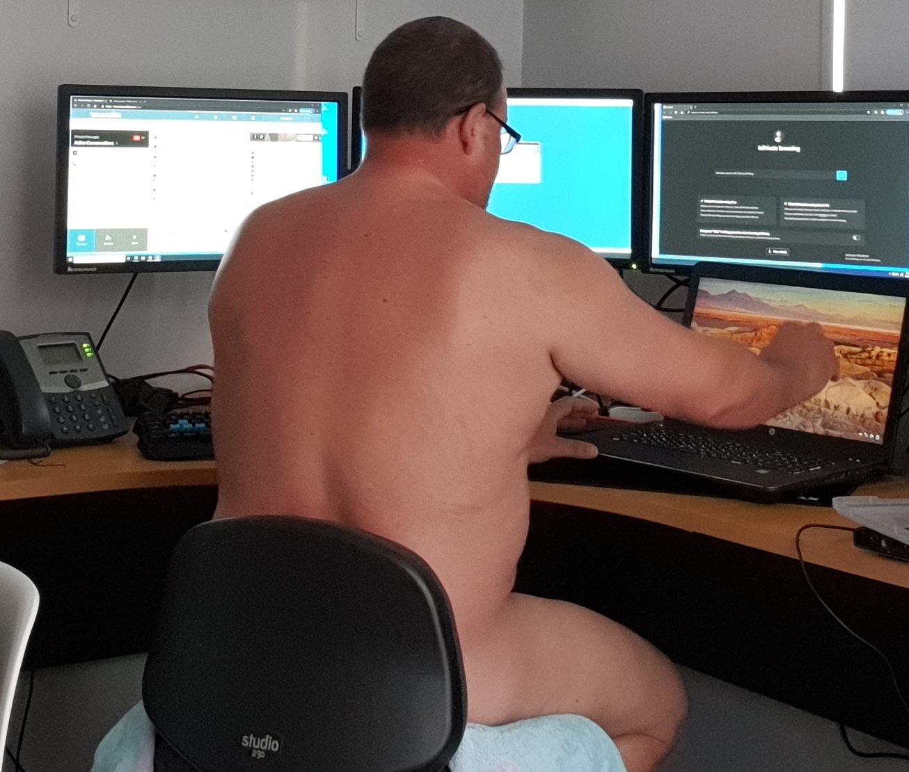 Boris Naturi at work
